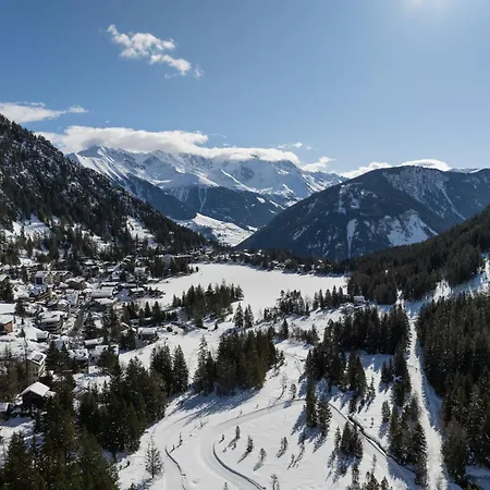 דירה 35 By Interhome שמפקס